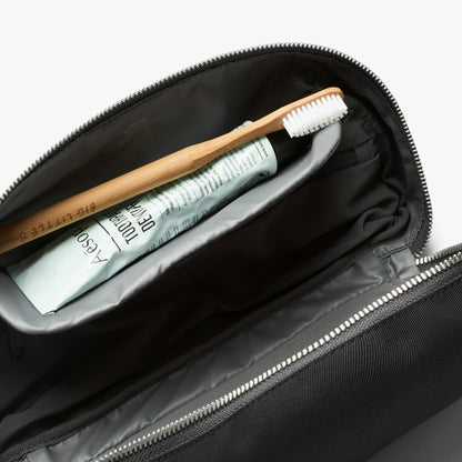 Toiletry Kit Plus - US 0861