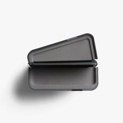 Flip Case - US 6703