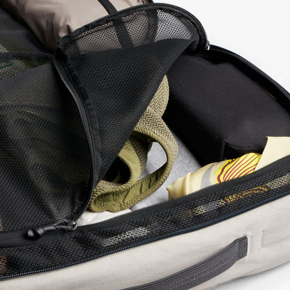 Lite Travel Pack 30L - US 9281