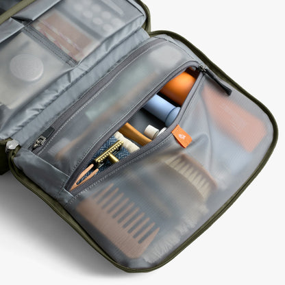 Hanging Toiletry Kit Plus - US 5332