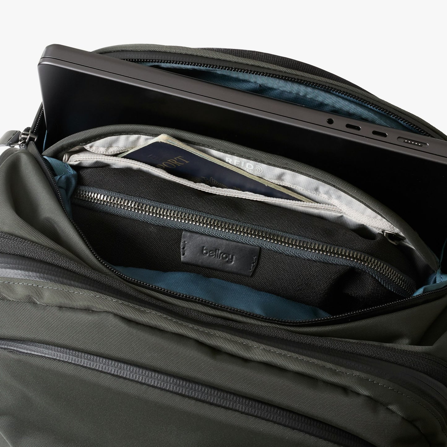 Transit Travel Pack Pro - US 4240